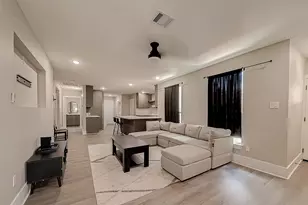 3014 Delia St, Houston, TX 77026 - Photo 6