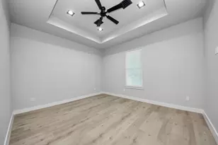 4630 Larkspur St, Houston, TX 77051 - Photo 14