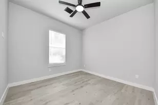 4630 Larkspur St, Houston, TX 77051 - Photo 22