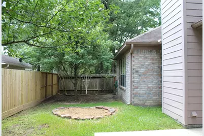 43 S Lace Arbor Drive, The Woodlands, TX 77382 - Photo 18