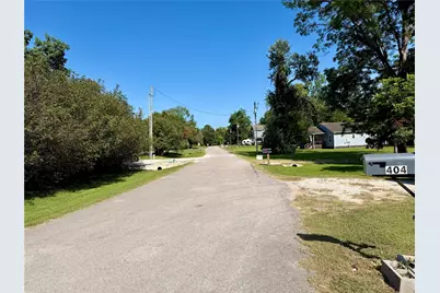 395 Governor Hogg Drive, Point Blank, TX 77364 - Photo 8
