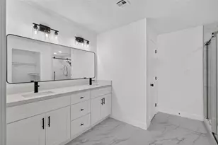 3139 Hazel Park Dr, Houston, TX 77082 - Photo 34