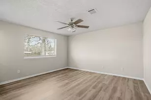 17603 Crestline Rd, Humble, TX 77396 - Photo 10