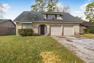 17603 Crestline Rd, Humble, TX 77396 - Photo 1