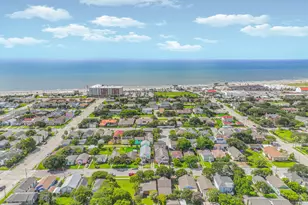 4328 Ave S 1/2, Galveston, TX 77550 - Photo 38