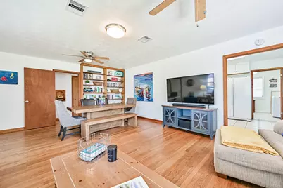 4328 Avenue S 1/2, Galveston, TX 77550 - Photo 12