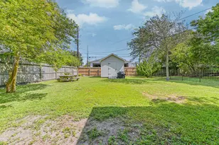 4328 Ave S 1/2, Galveston, TX 77550 - Photo 32