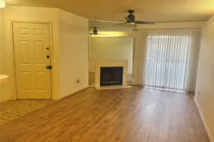 2121 Hepburn St, Houston, TX 77054 - Photo 2