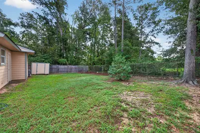1122 Cedar Creek Drive, Conroe, TX 77301 - Photo 16