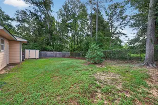 1122 Cedar Creek Drive, Conroe, TX 77301 - Photo 16