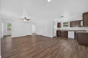 1122 Cedar Creek Drive, Conroe, TX 77301 - Photo 8
