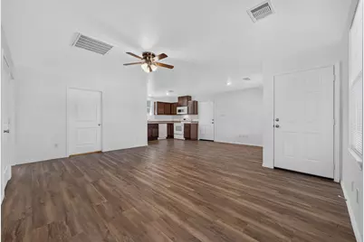 1122 Cedar Creek Drive, Conroe, TX 77301 - Photo 6