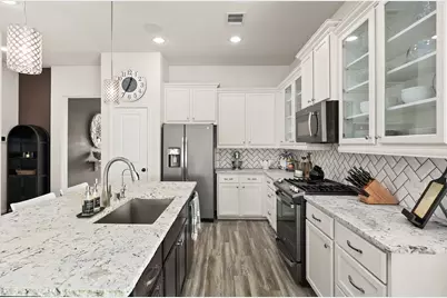 2405 Arbor Edge Crossing, La Marque, TX 77568 - Photo 12