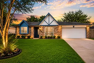 13823 Towne Way Dr, Sugar Land, TX 77498 - Photo 1