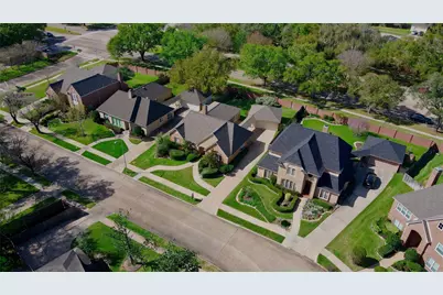 3411 Honeylocust Drive, Sugar Land, TX 77479 - Photo 34