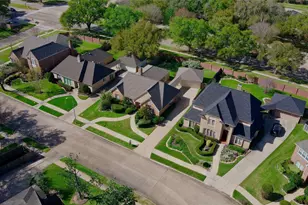 3411 Honeylocust Dr, Sugar Land, TX 77479 - Photo 34