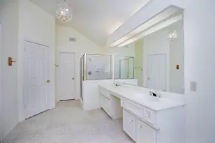 3411 Honeylocust Dr, Sugar Land, TX 77479 - Photo 20