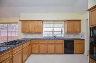 3411 Honeylocust Dr, Sugar Land, TX 77479 - Photo 8