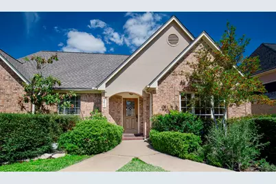 3411 Honeylocust Drive, Sugar Land, TX 77479 - Photo 2