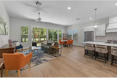 11 Thorpe Lane, Spring, TX 77389 - Photo 4