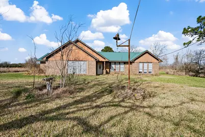 4041 County Road 2058, Hull, TX 77564 - Photo 2
