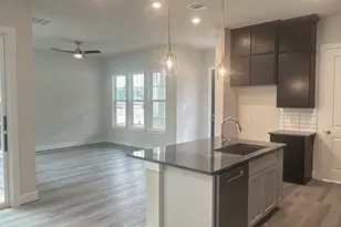 7919 Broken Spoke Dr, Montgomery, TX 77316 - Photo 2
