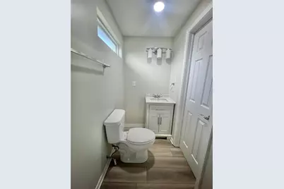 202 Snug Harbor Drive, Liverpool, TX 77577 - Photo 16