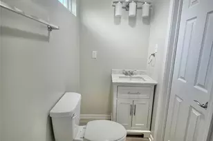 202 Snug Harbor Dr, Liverpool, TX 77577 - Photo 16