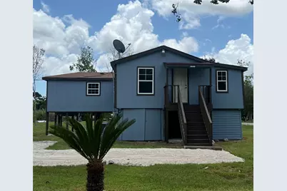 202 Snug Harbor Drive, Liverpool, TX 77577 - Photo 2