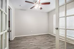 3530 Wellington Dr, Pearland, TX 77584 - Photo 10