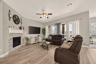 2405 Songlark Springs Pl, Pearland, TX 77089 - Photo 8