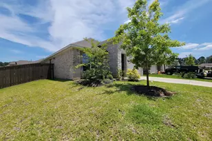 907 Youth Water Rd, Montgomery, TX 77316 - Photo 36