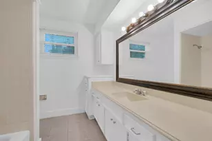1122 Rhine Ln, Houston, TX 77090 - Photo 24