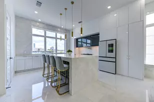5702 Fairdale Ln, Houston, TX 77057 - Photo 10
