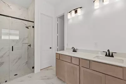 1222 Village Falls Drive, Missouri City, TX 77459 - Photo 22