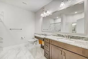 6804 Westview Dr, Houston, TX 77055 - Photo 12