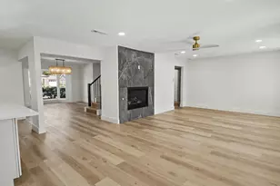 10627 Inwood Dr, Houston, TX 77042 - Photo 12