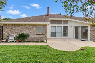 15814 Roxton Ridge Dr, Houston, TX 77598 - Photo 4