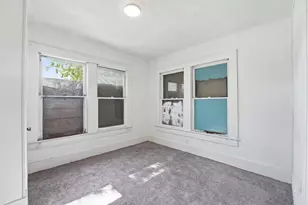 202 S Magnolia St, Highlands, TX 77562 - Photo 14