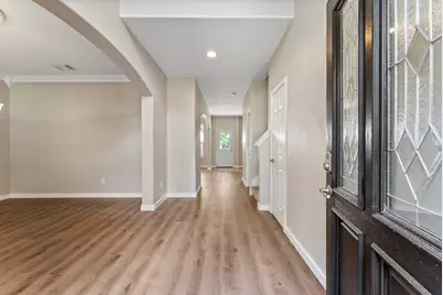 10 Otter Lodge Place, The Woodlands, TX 77382 - Photo 4