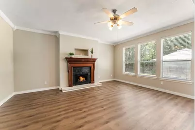 10 Otter Lodge Place, The Woodlands, TX 77382 - Photo 10