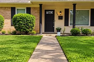 124 Dogwood St, Sugar Land, TX 77478 - Photo 1