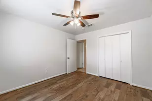 124 Dogwood St, Sugar Land, TX 77478 - Photo 30