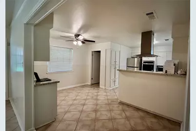 124 Dogwood Street, Sugar Land, TX 77478 - Photo 6