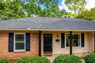 124 Dogwood St, Sugar Land, TX 77478 - Photo 2