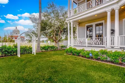 1210 Broadway Avenue J Street, Galveston, TX 77550 - Photo 6