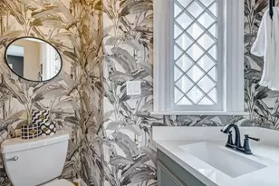 1210 Broadway Ave J St, Galveston, TX 77550 - Photo 8