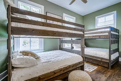 1210 Broadway Avenue J Street, Galveston, TX 77550 - Photo 26