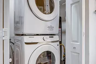 1210 Broadway Ave J St, Galveston, TX 77550 - Photo 18