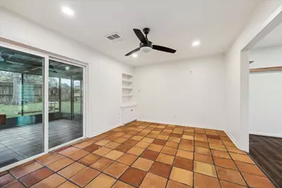 7262 Roos Road, Houston, TX 77074 - Photo 12